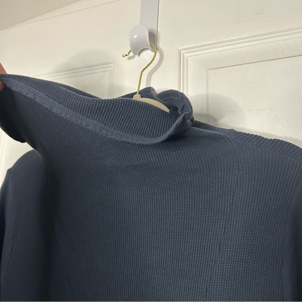 Blue Fish Cowl Neck Thermal Pocket Asymmetric Tunic - Picture 5 of 12